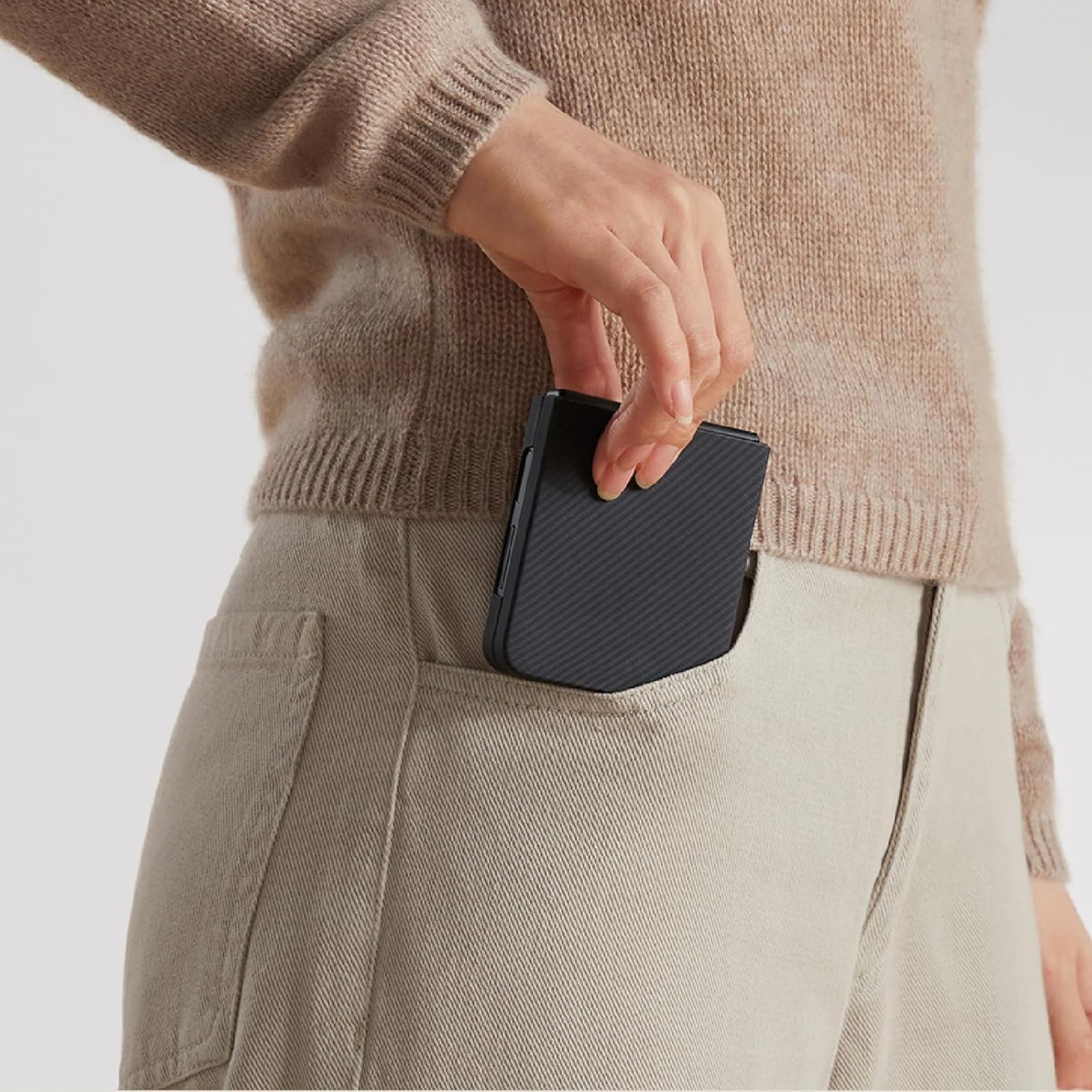 Чохол Pitaka Ultra-Slim Twill Black/Grey для Samsung Galaxy Z Flip 7 (FBFLIP7) - 3